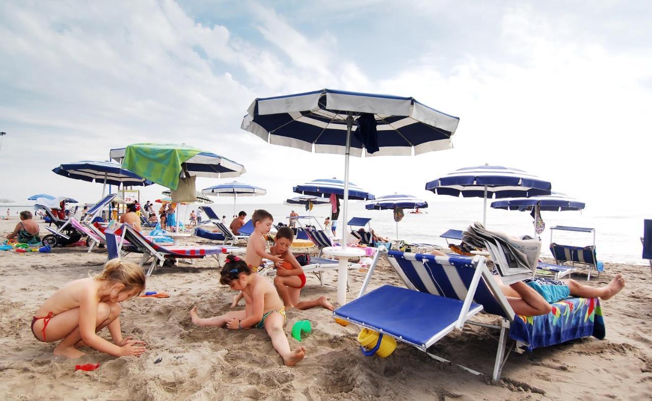 Camping Internazionale - Sottomarina Di 키오자 외부 사진